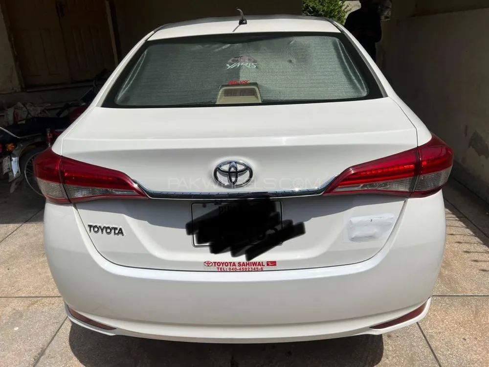 Toyota Yaris ATIV MT 1.3 2020 for sale in Lahore | PakWheels