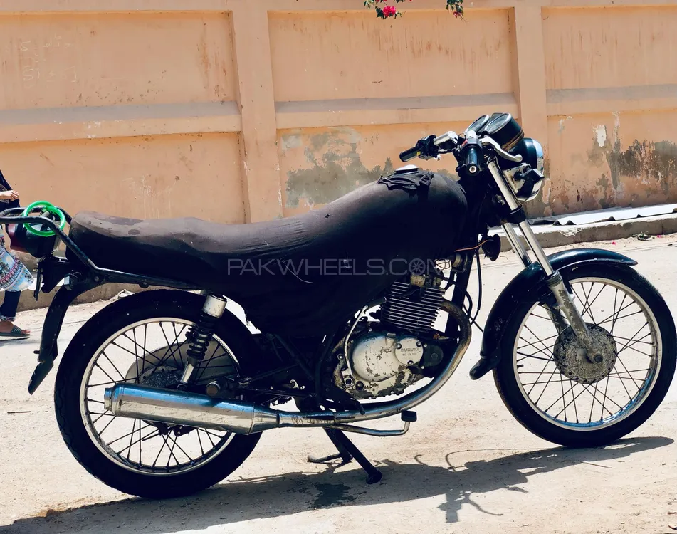 Suzuki GS 150 SE 2013 for Sale Image-1