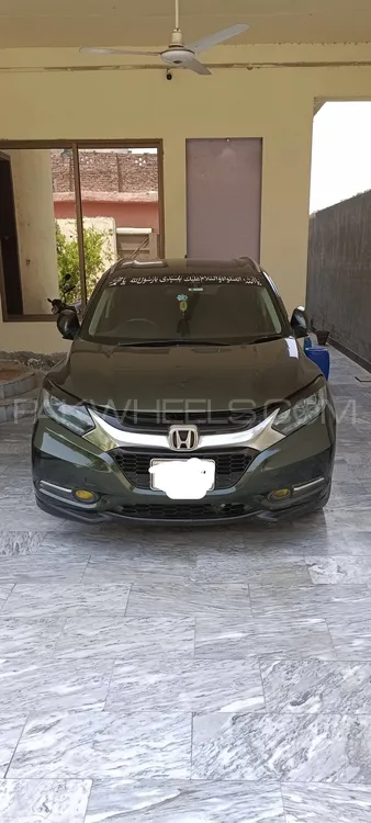 Honda Vezel 2014 for Sale in Faisalabad Image-1