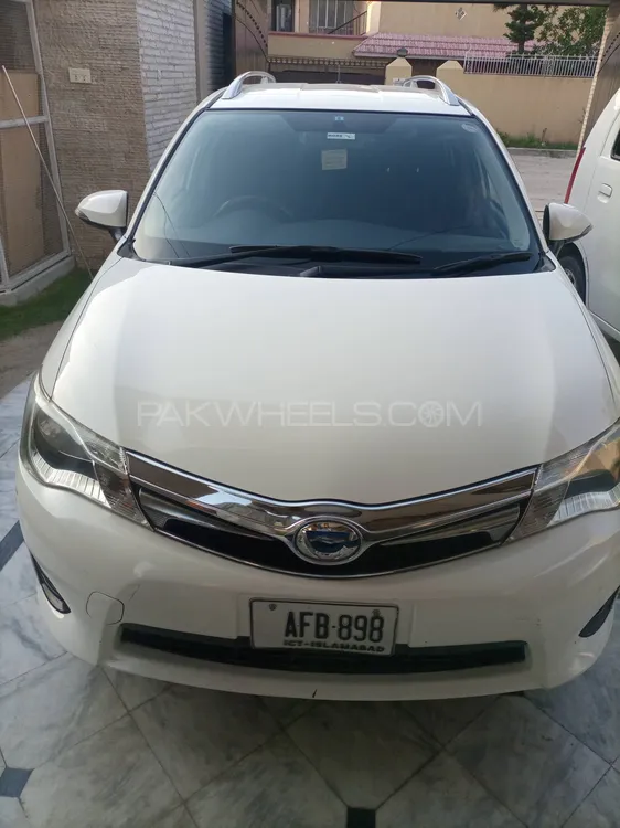 Toyota Corolla Fielder 2015 for Sale in Rawalpindi Image-1