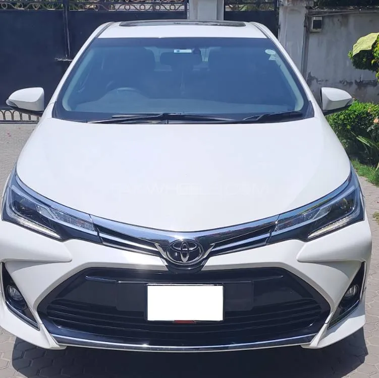 Toyota Corolla 2021 for Sale in Lahore Image-1