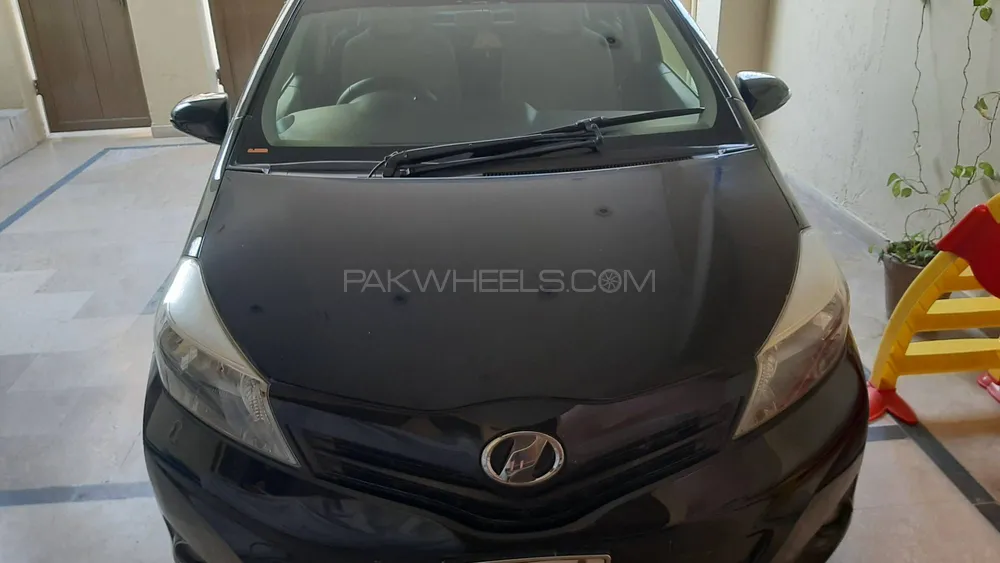 Toyota Vitz 2012 for Sale in Rawalpindi Image-1