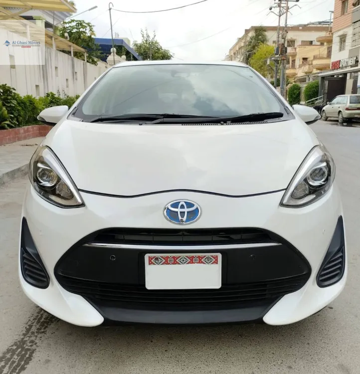 Toyota Aqua 2018 for Sale in Karachi Image-1