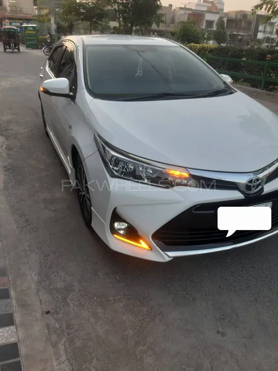 Toyota Corolla 2018 for Sale in Faisalabad Image-1