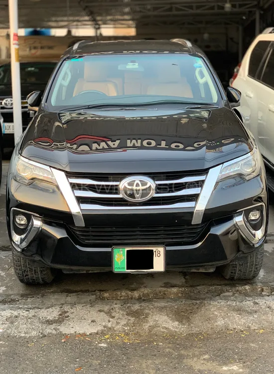 Toyota Fortuner 2018 for Sale in Lahore Image-1