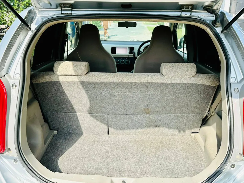 Toyota Passo 2011 for Sale in Lahore Image-1