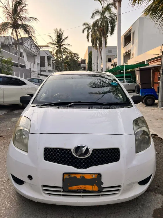 Toyota Vitz 2005 for Sale in Karachi Image-1