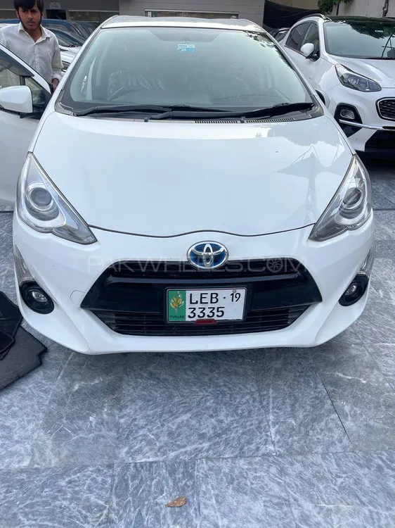 Toyota Aqua 2015 for Sale in Lahore Image-1