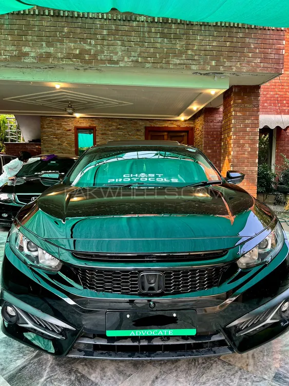 Honda Civic 2018 for Sale in Lahore Image-1