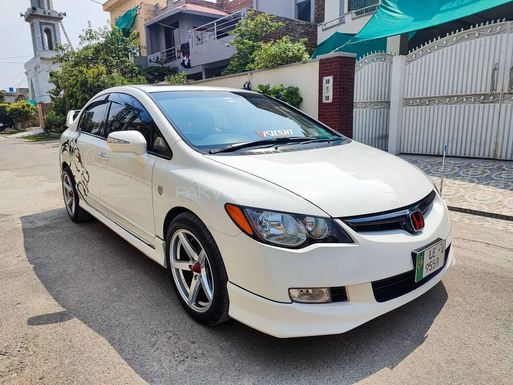Honda Civic 2010 for Sale in Lahore Image-1