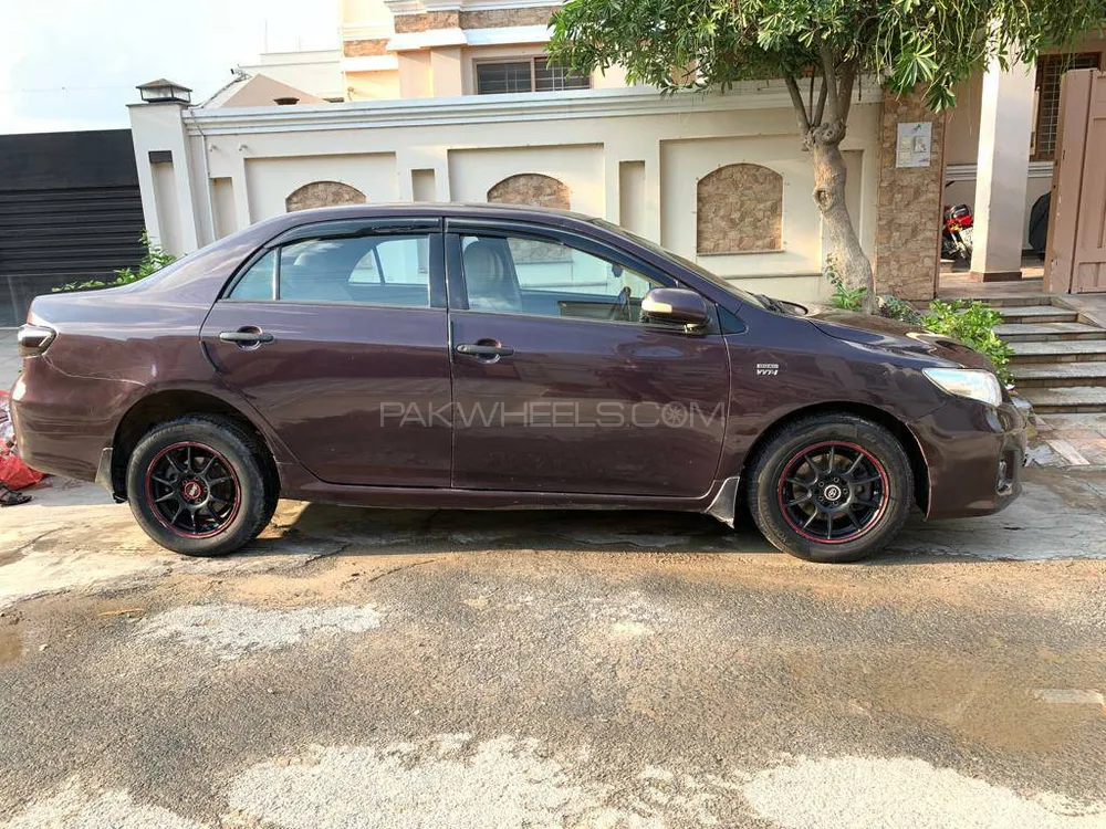 Toyota Corolla 2013 for Sale in Sahiwal Image-1