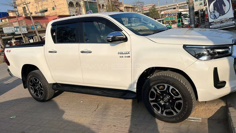 Toyota Hilux 2022 for Sale in Gujrat Image-1