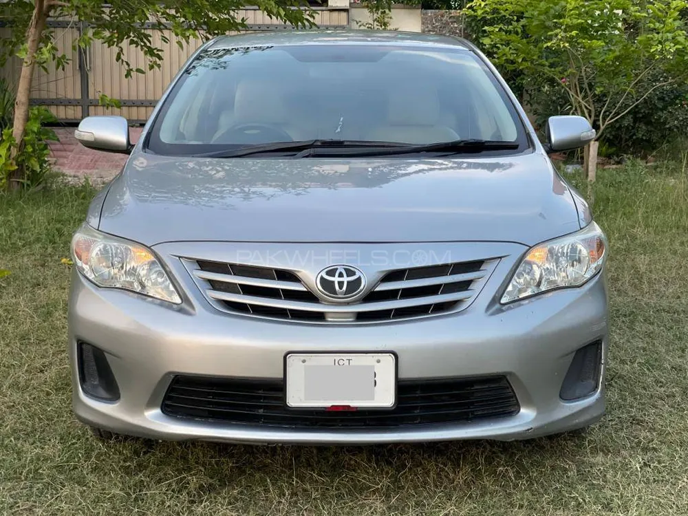 Toyota Corolla 2012 for Sale in Islamabad Image-1