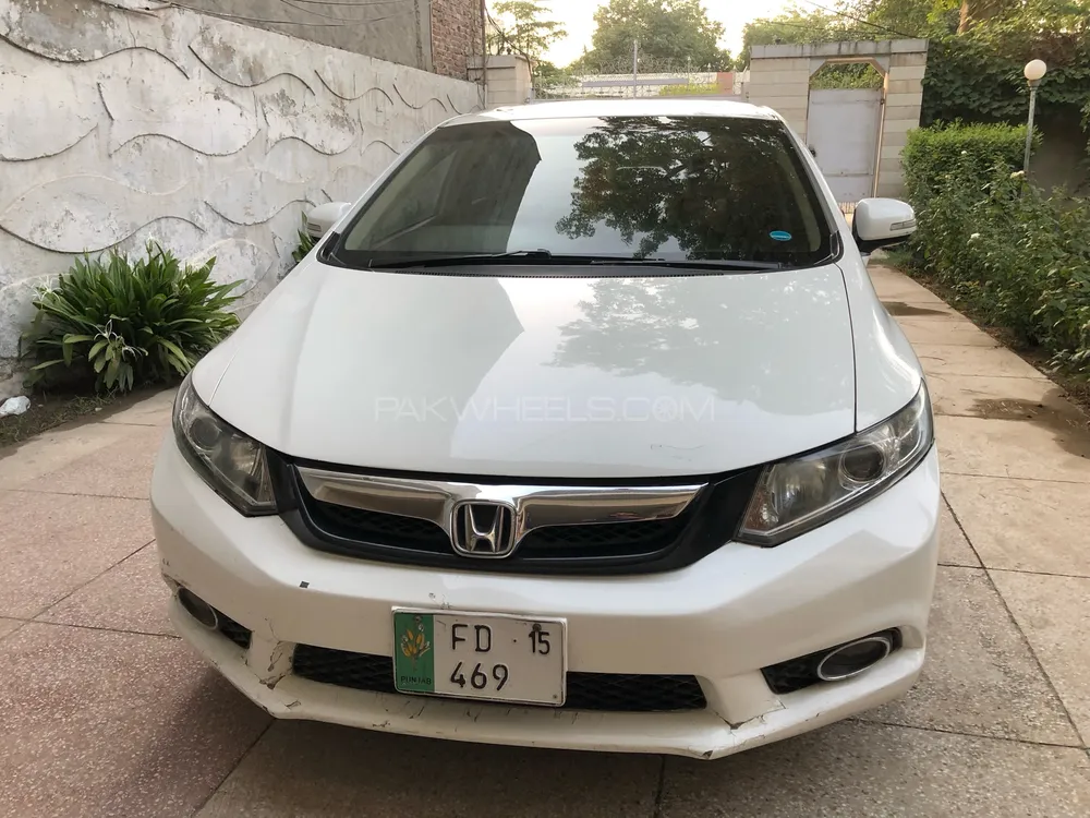 Honda Civic 2015 for Sale in Sahiwal Image-1