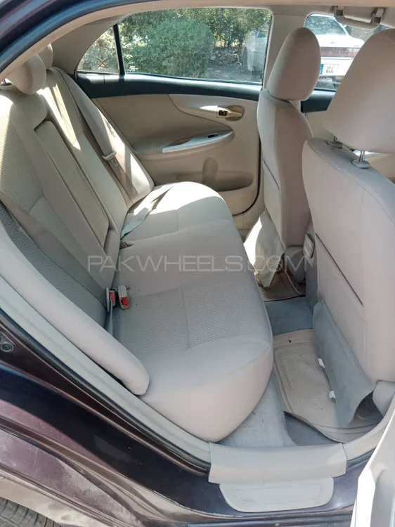Toyota Corolla 2013 for Sale in Islamabad Image-1