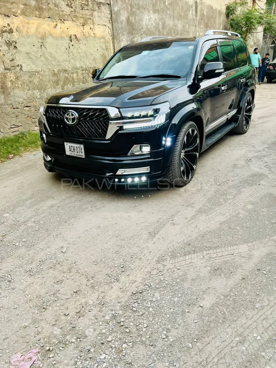 Toyota Land Cruiser 2013 for Sale in Islamabad Image-1