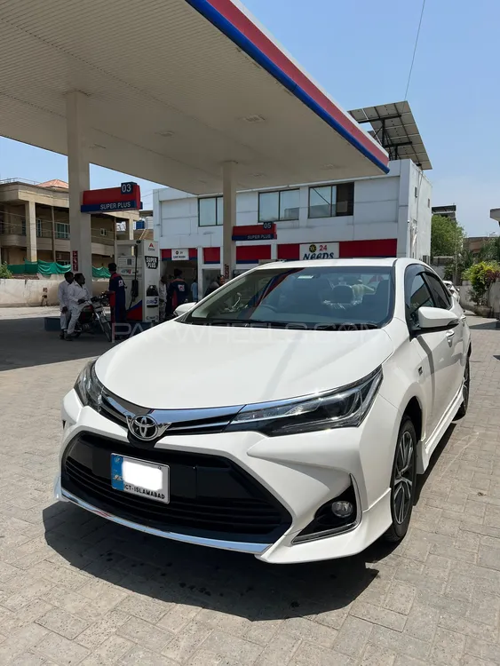 Toyota Corolla 2021 for Sale in Islamabad Image-1