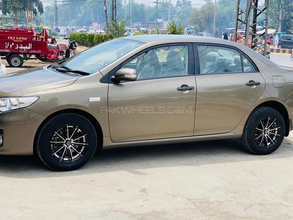 Toyota Corolla 2014 for Sale in Gujranwala Image-1