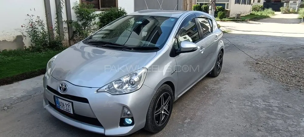 Toyota Aqua 2014 for Sale in Gujrat Image-1