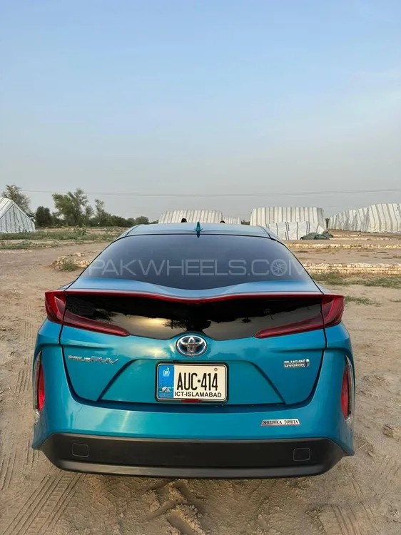 Toyota Prius 2017 for sale in Taunsa sharif