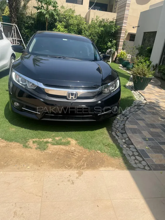 Honda Civic 2018 for Sale in Lahore Image-1