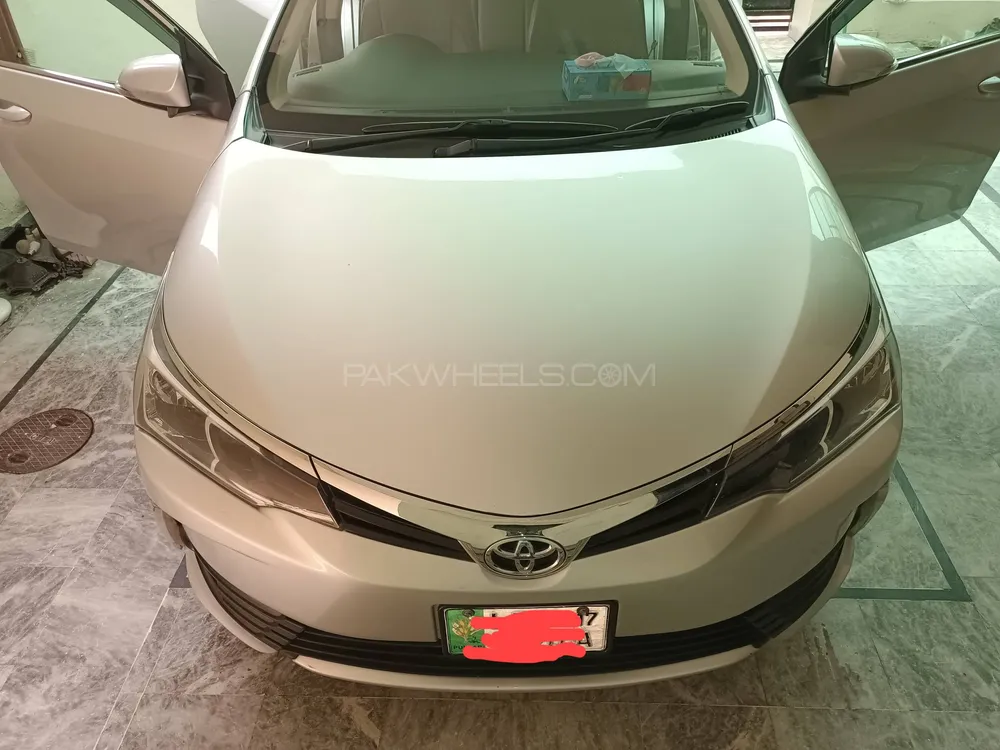 Toyota Corolla 2017 for Sale in Lahore Image-1