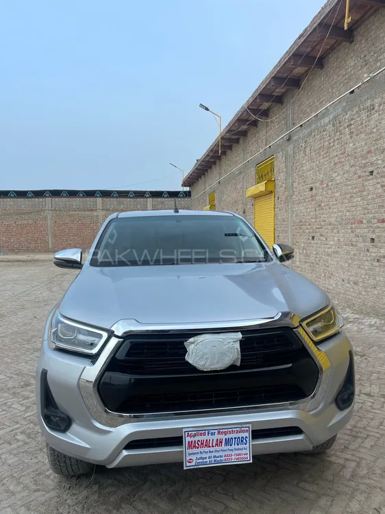 Toyota Hilux 2023 for Sale in Karachi Image-1