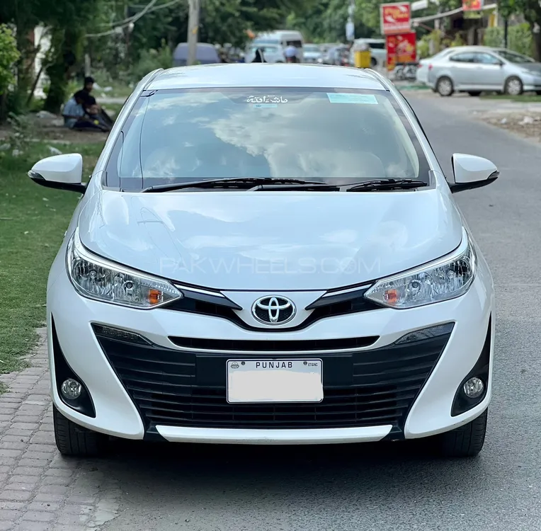 Toyota Yaris Sedan 2020 for Sale in Lahore Image-1