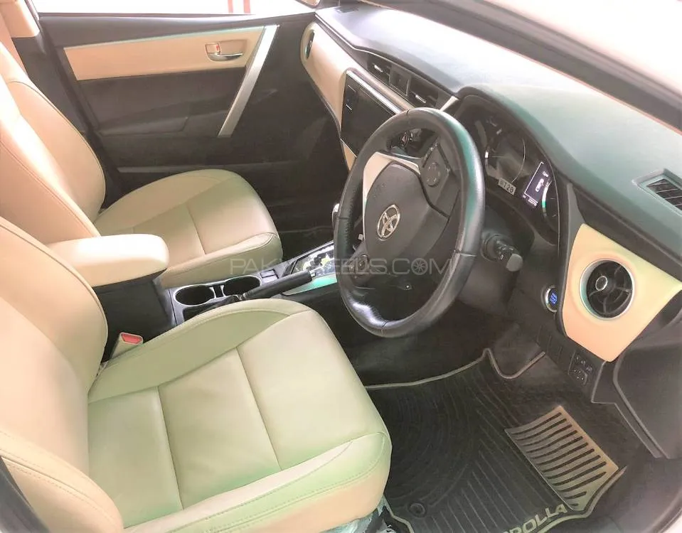 Toyota Corolla 2022 for Sale in Lahore Image-1