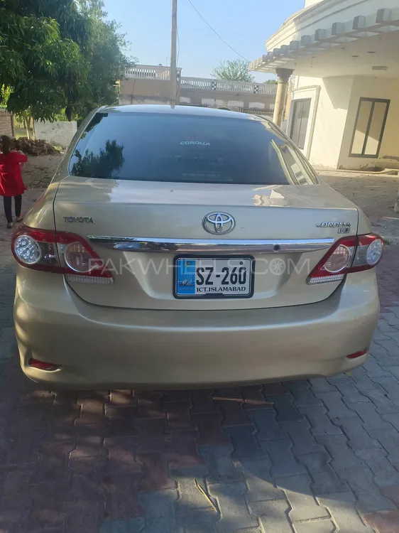 Toyota Corolla 2011 for Sale in Mandi bahauddin Image-1