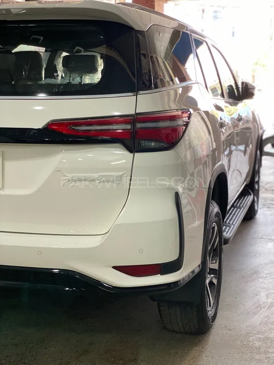 Toyota Fortuner 2023 for Sale in Faisalabad Image-1