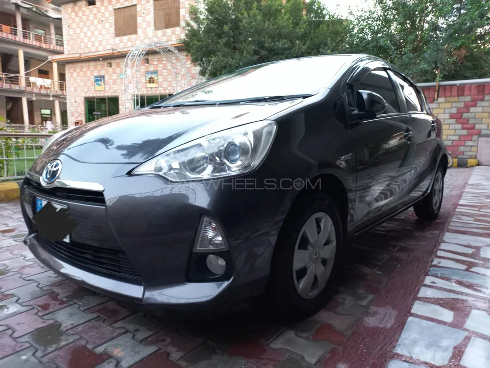 Toyota Aqua 2012 for Sale in Peshawar Image-1