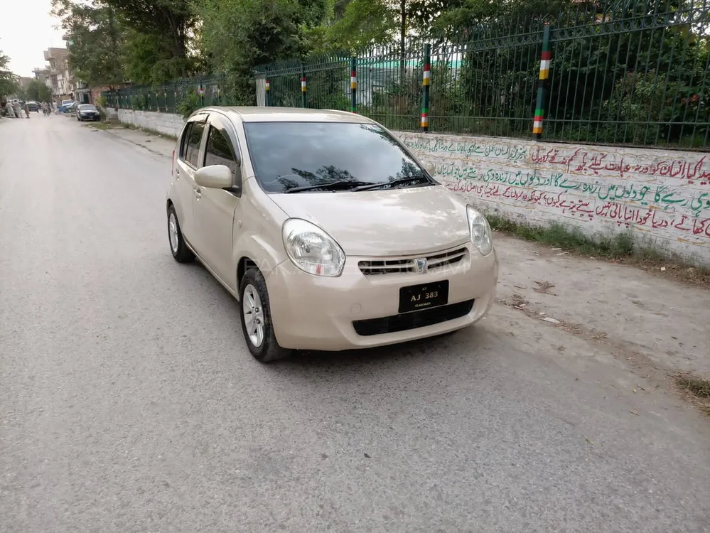 Toyota Passo 2011 for Sale in Peshawar Image-1