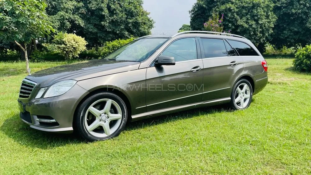 Mercedes Benz E Class 2010 for sale in Lahore