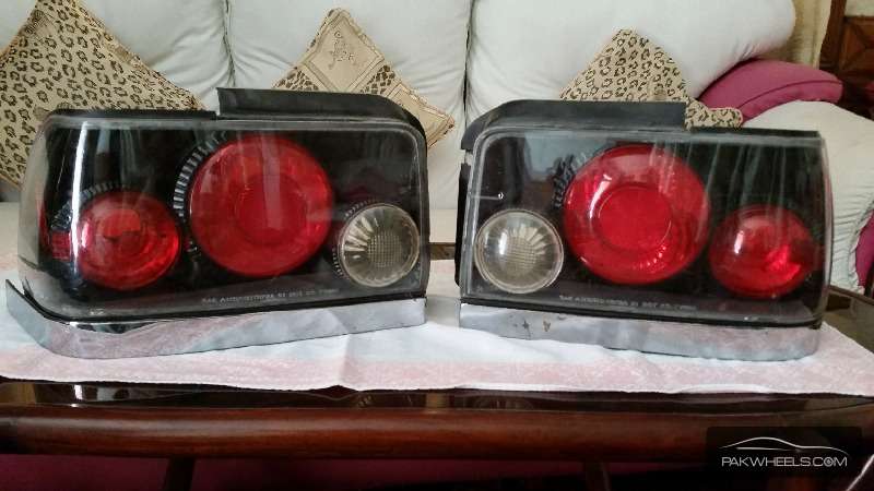 Toyota Corolla 1995 Tail Lights For Sale Image-1