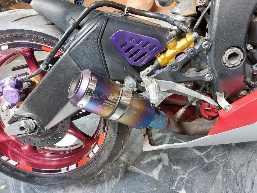 Yamaha YZF-R6 2010 for Sale Image-1