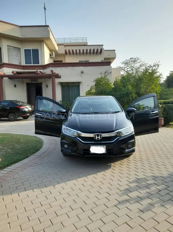 Honda City 2021 for Sale in Lahore Image-1