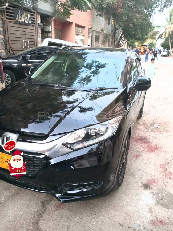 Honda Vezel 2016 for Sale in Karachi Image-1