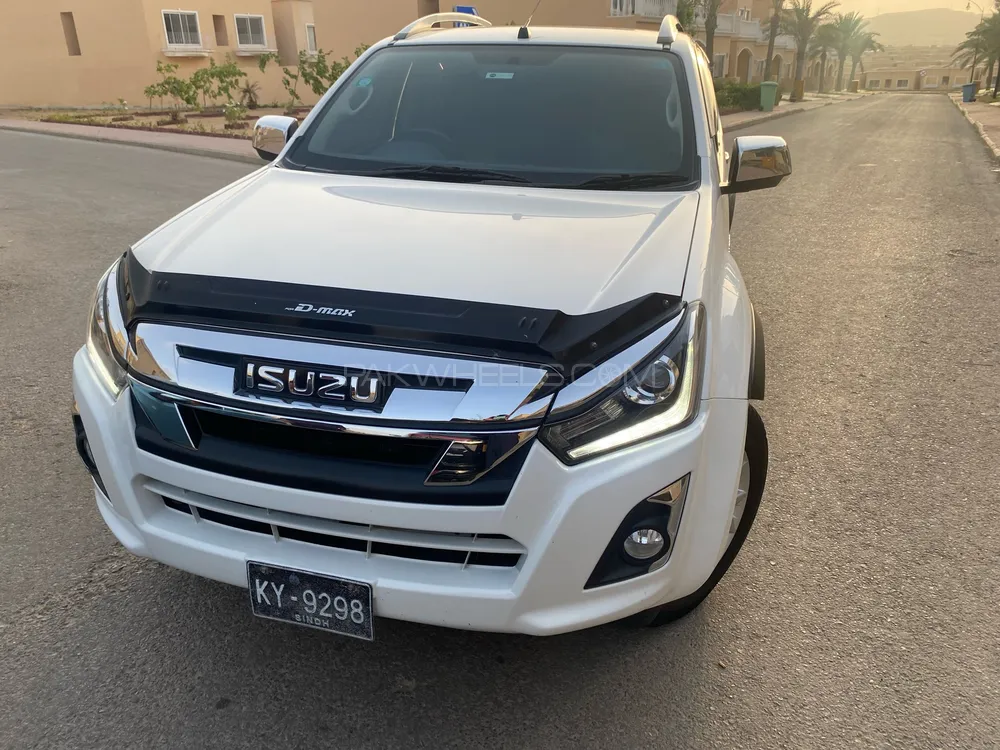 ازوزو ڈی-میکس 2020 for Sale in کراچی Image-1