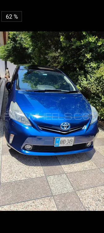 Toyota Prius Alpha 2014 for Sale in Mardan Image-1