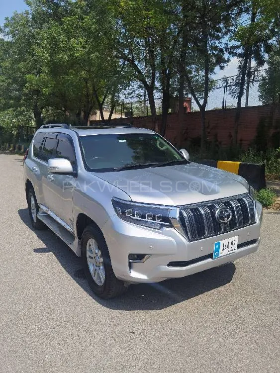 Toyota Prado 2010 for Sale in Islamabad Image-1