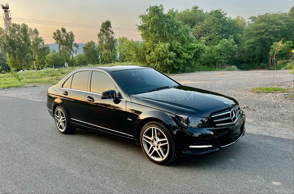 Mercedes Benz C Class 2011 for Sale in Peshawar Image-1
