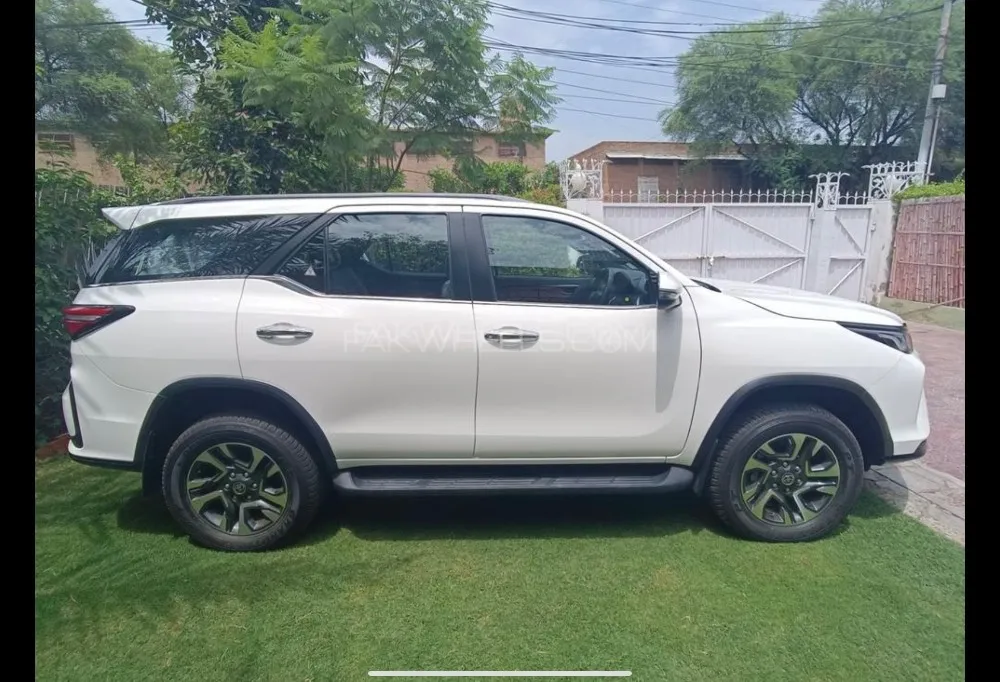 Toyota Fortuner 2022 for Sale in Gujrat Image-1
