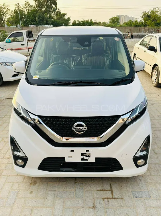 Nissan Dayz Highway star S hybrid X pro pilot 2019 for sale in Karachi ...