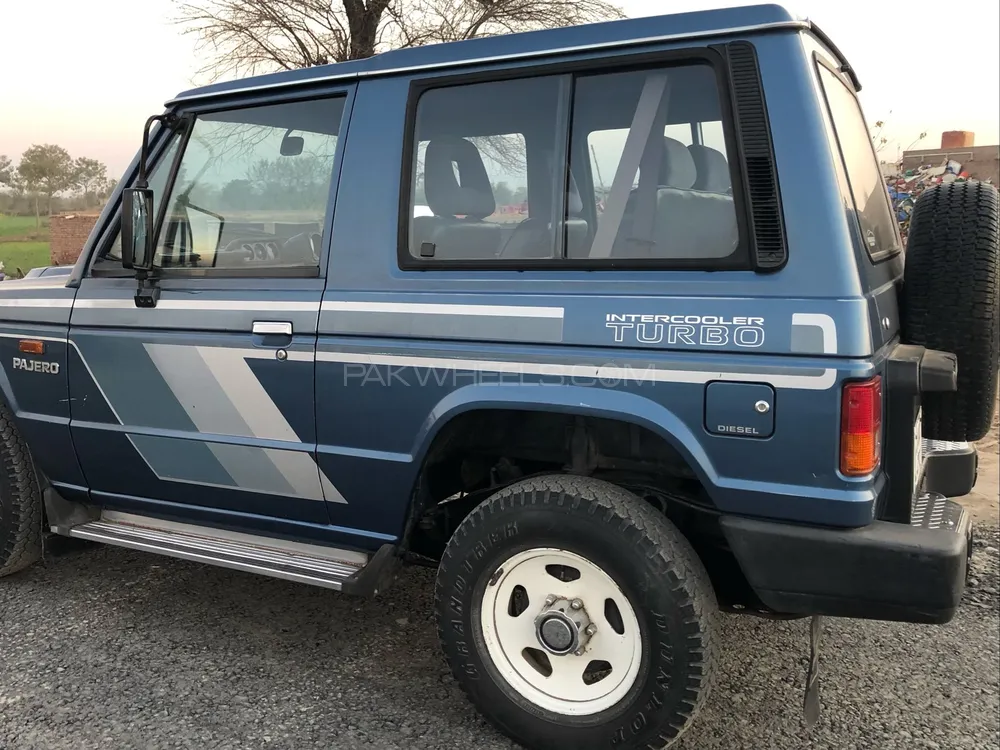 Mitsubishi Pajero 1990 for Sale in Sargodha Image-1