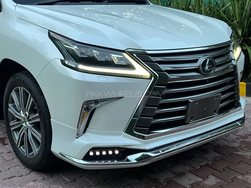 Lexus LX Series 2017 for Sale in Rawalpindi Image-1
