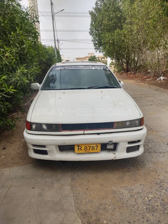 Mitsubishi Lancer 1990 for Sale in Karachi Image-1