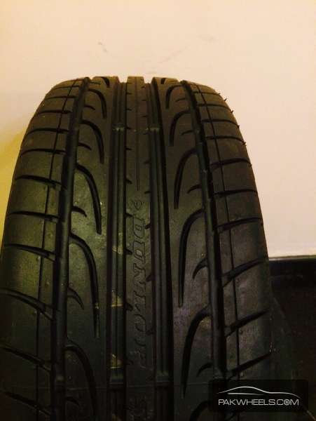 low profile tyre 17inch For Sale Image-1