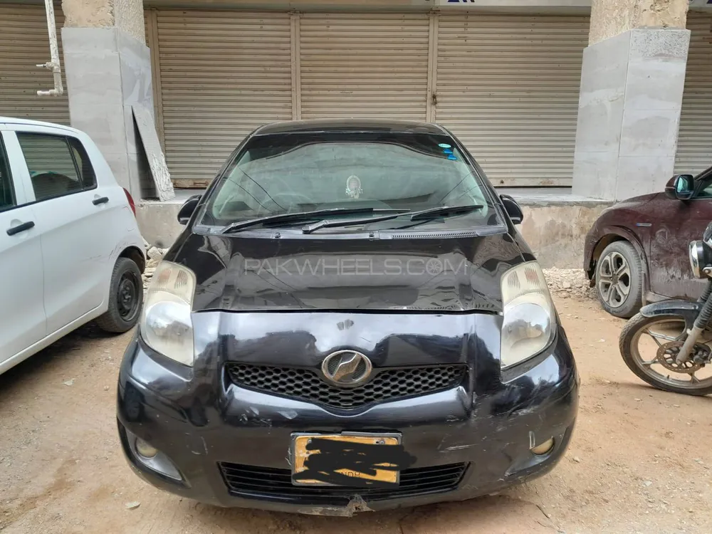 Toyota Vitz 2007 for Sale in Karachi Image-1