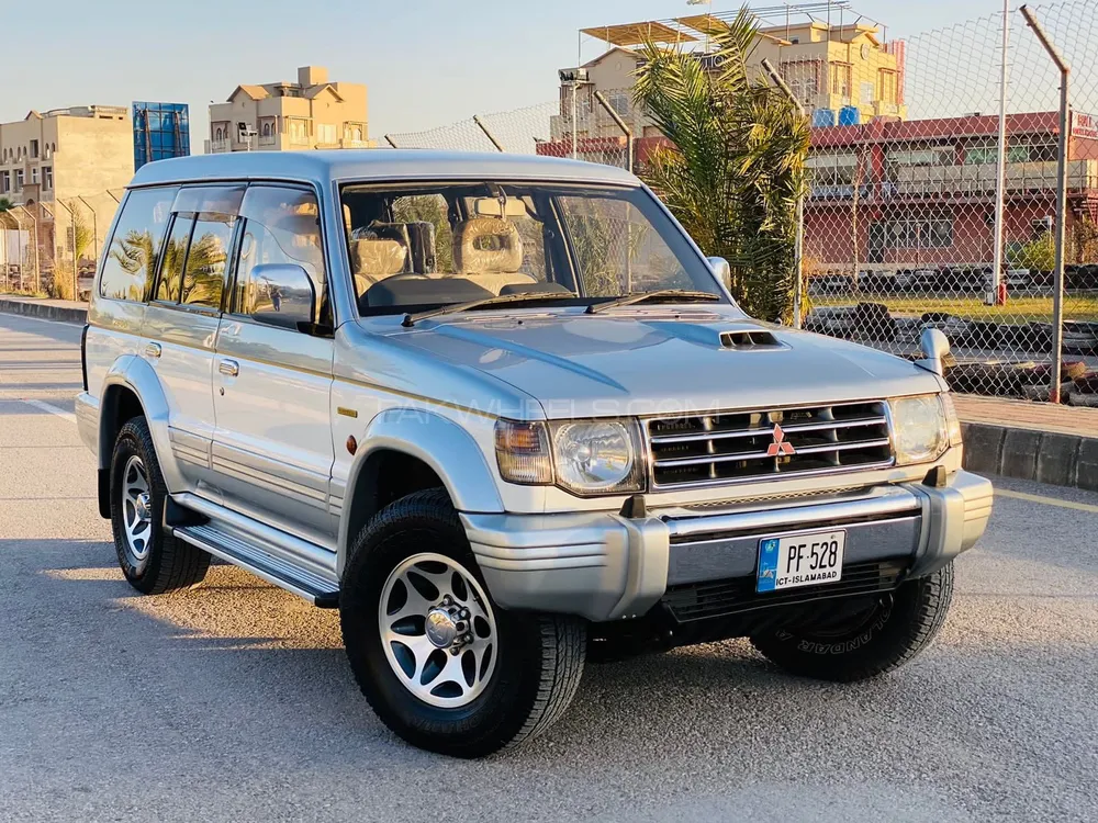 Mitsubishi Pajero 1997 for Sale in Islamabad Image-1